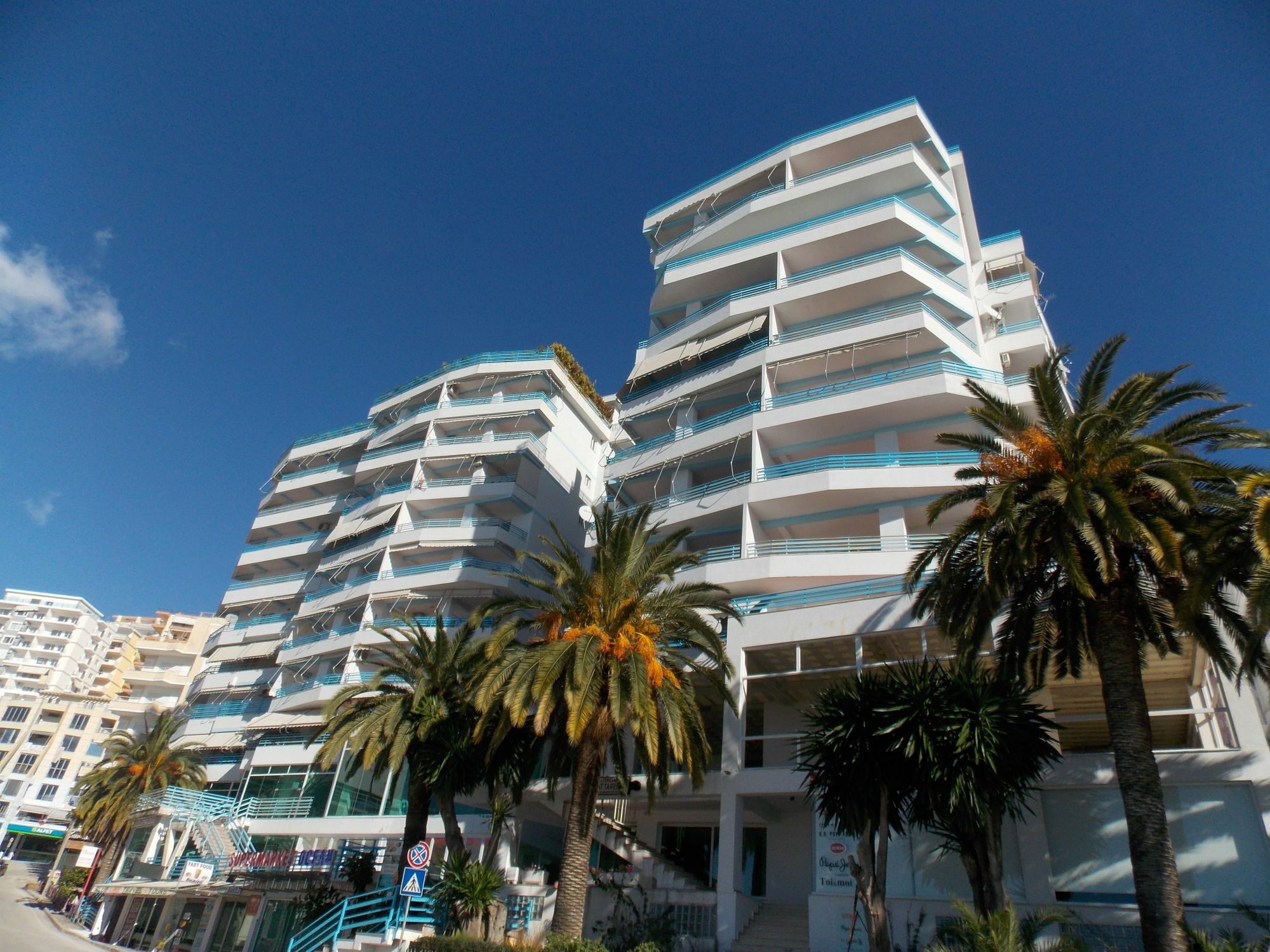 Hotel Serxho Sarandë Exterior foto