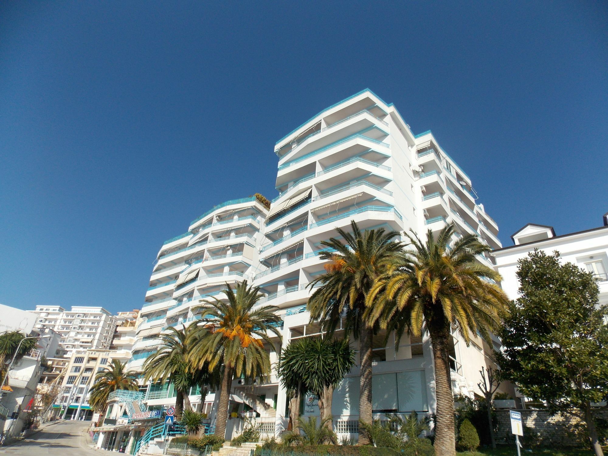 Hotel Serxho Sarandë Exterior foto