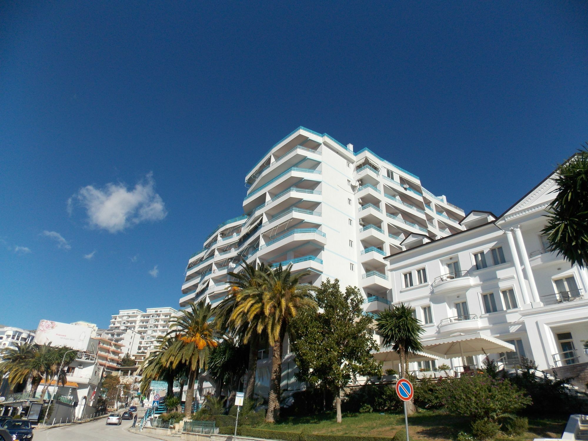 Hotel Serxho Sarandë Exterior foto